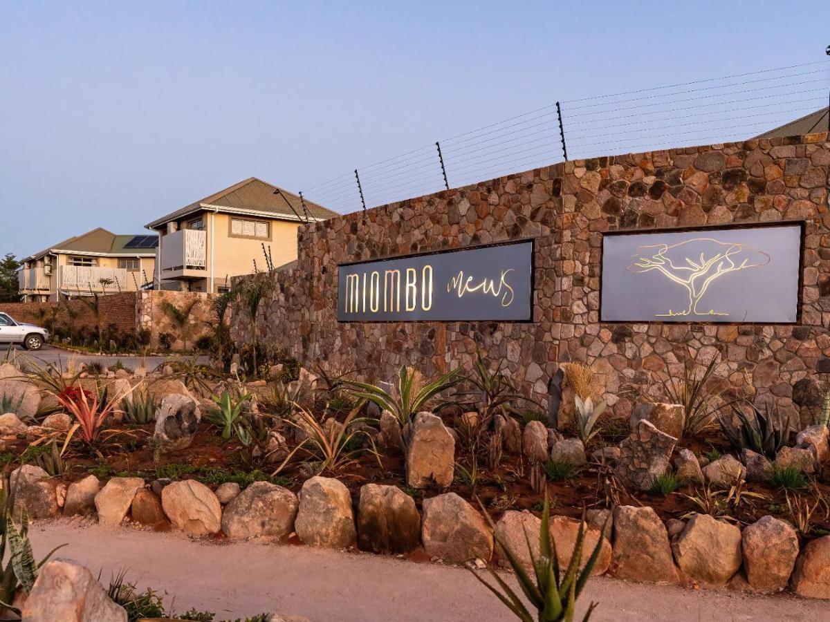 Miombo Mews Apartment Victoria Falls Exterior photo